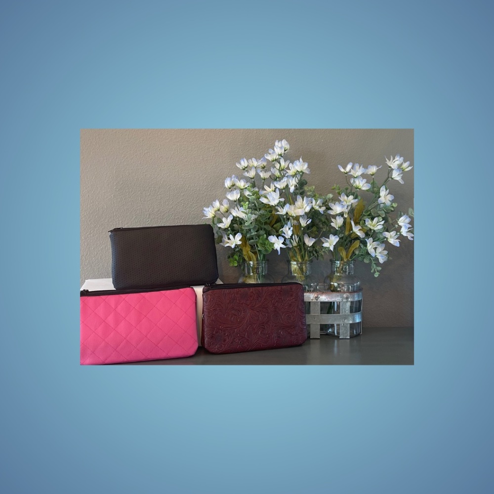 Jakari Double Clutch Vegan Leather Zipper Wallet, Pink w/Butterfly Lining
